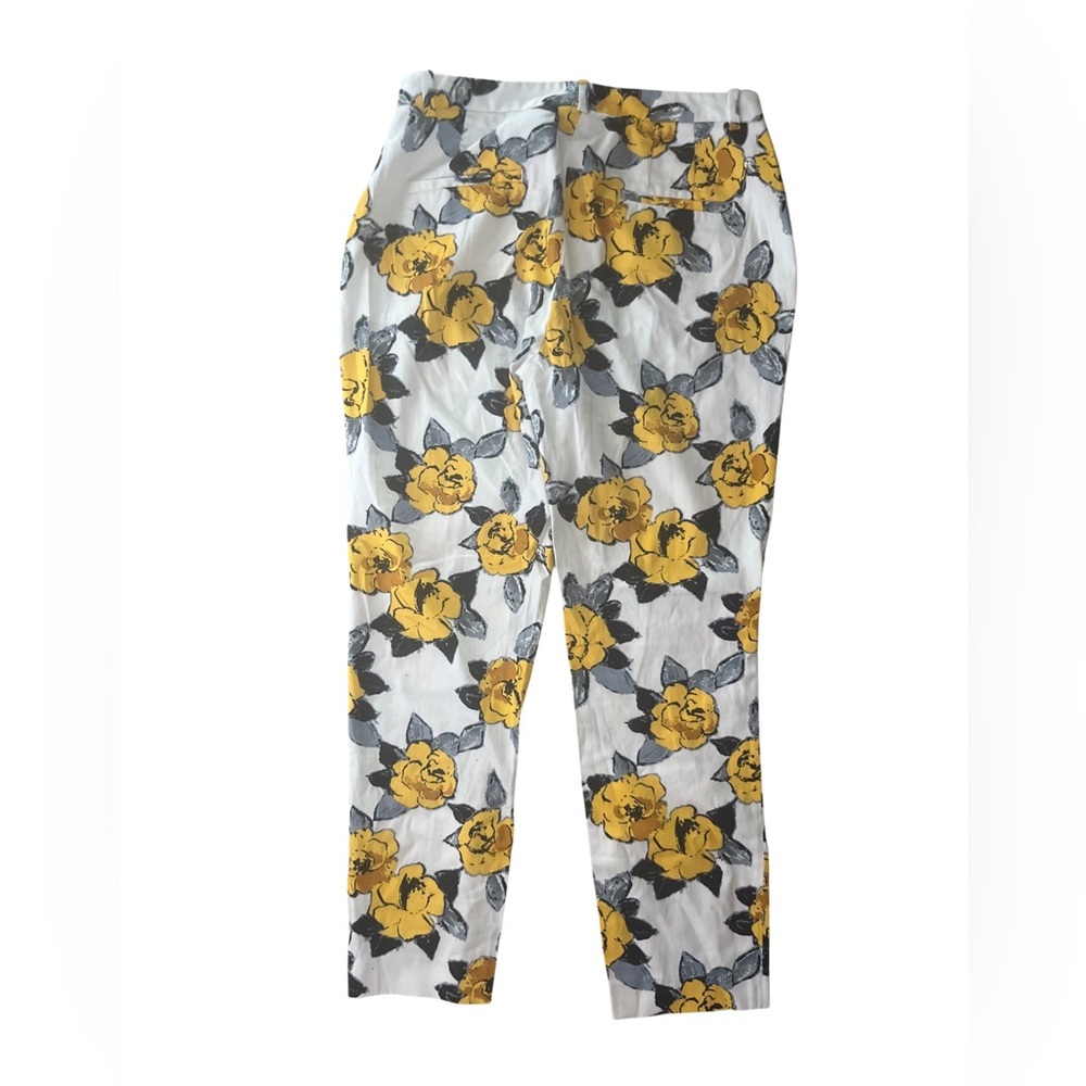 Zara Floral Capris size 4